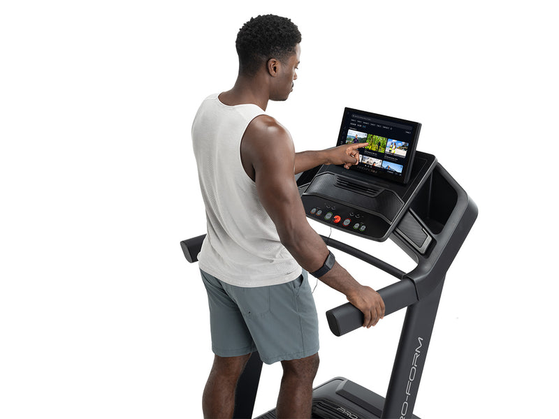 ProForm Pro 9000 Folding Treadmill